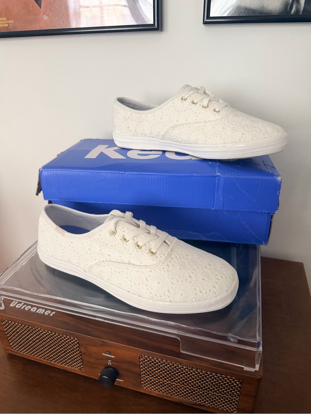 Brand New Keds Sneakers – Eyelet Dream in Beige